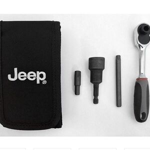 Jeep  Tool kit